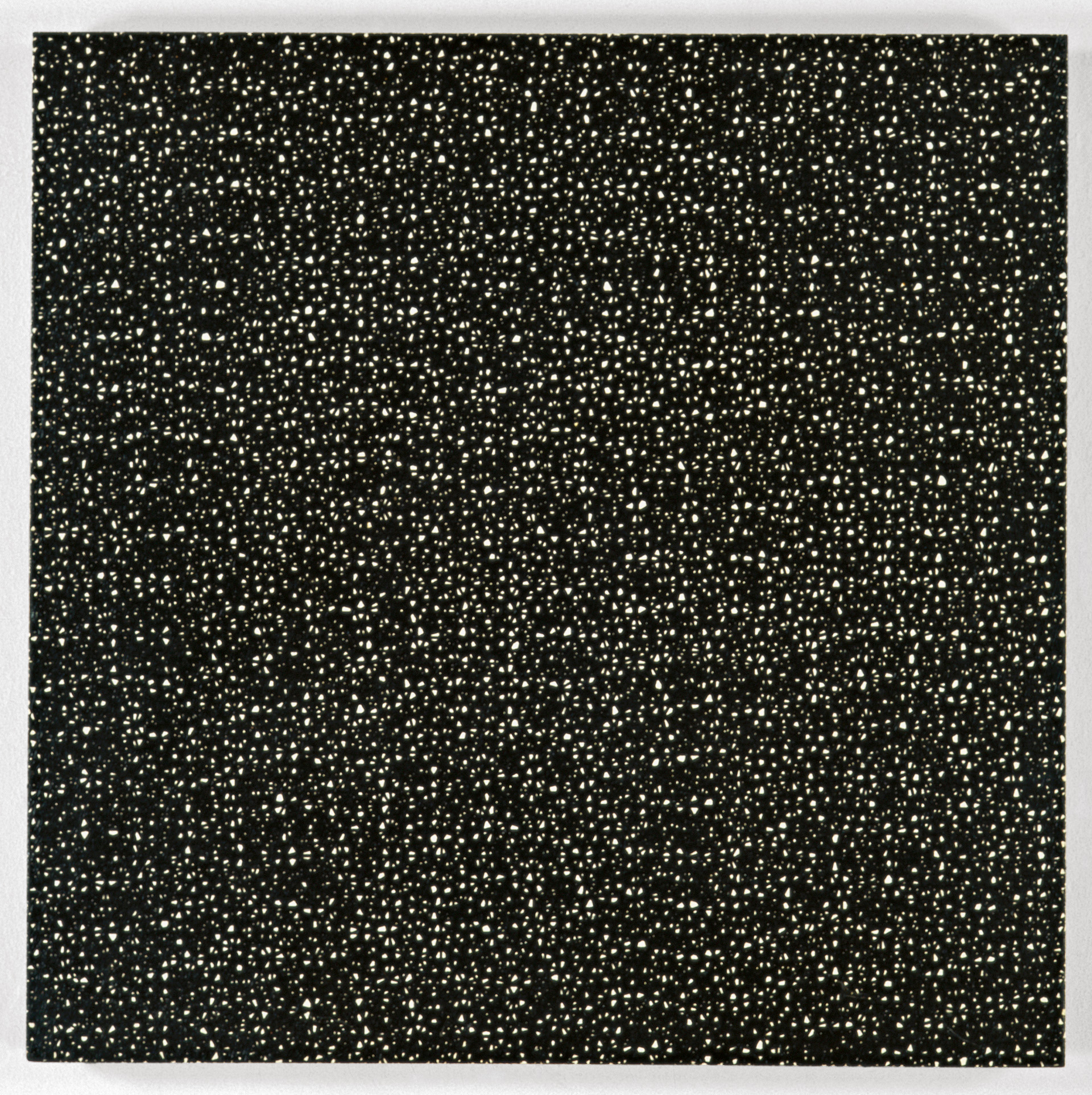 François Morellet, 5 trames 0°–90°, 15°–105°, 75°–165°, 30°–120° (5 Doppelraster), 1960, Öl auf Holz, 80 x 80 cmFoto: Philipp Schönborn, München