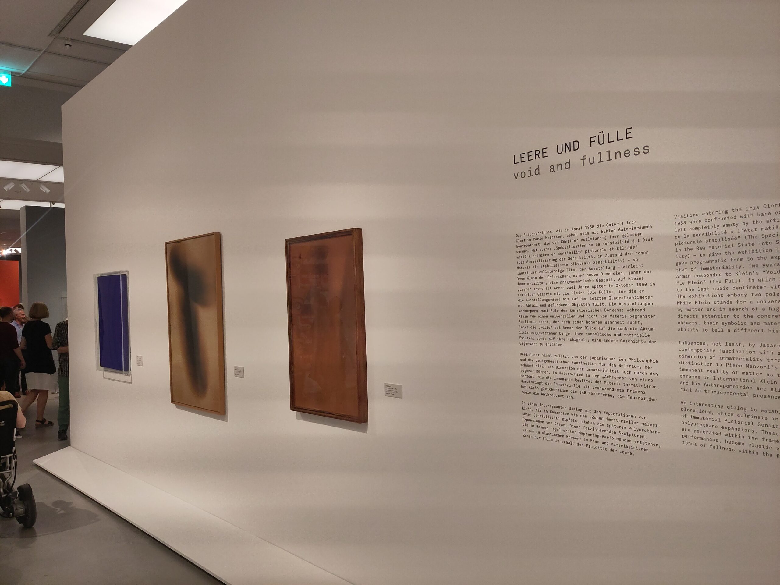 Feuerbilder Feu 4 und D 94 von Yves Klein